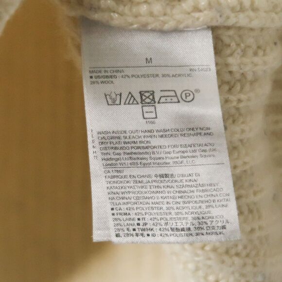 Banana Republic crew neck Italian yarn sweater - Picture 8 of 8